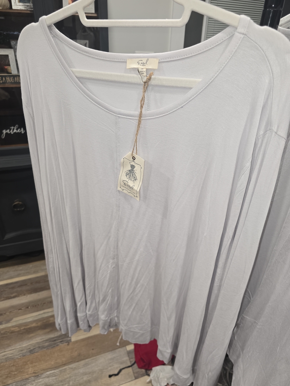 EASEL Women's Light Gray Scoop Neck Long Sleeve Top
